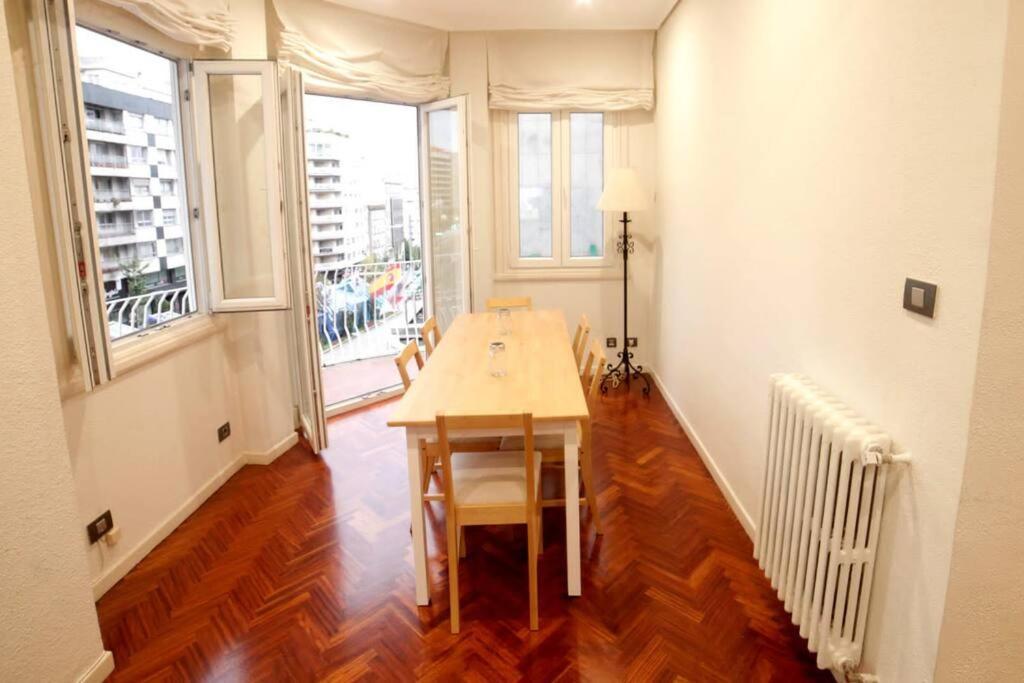 Piso Lujo En Gran Via Con Garaje Appartement Comarca de Comarca de Vigo Buitenkant foto