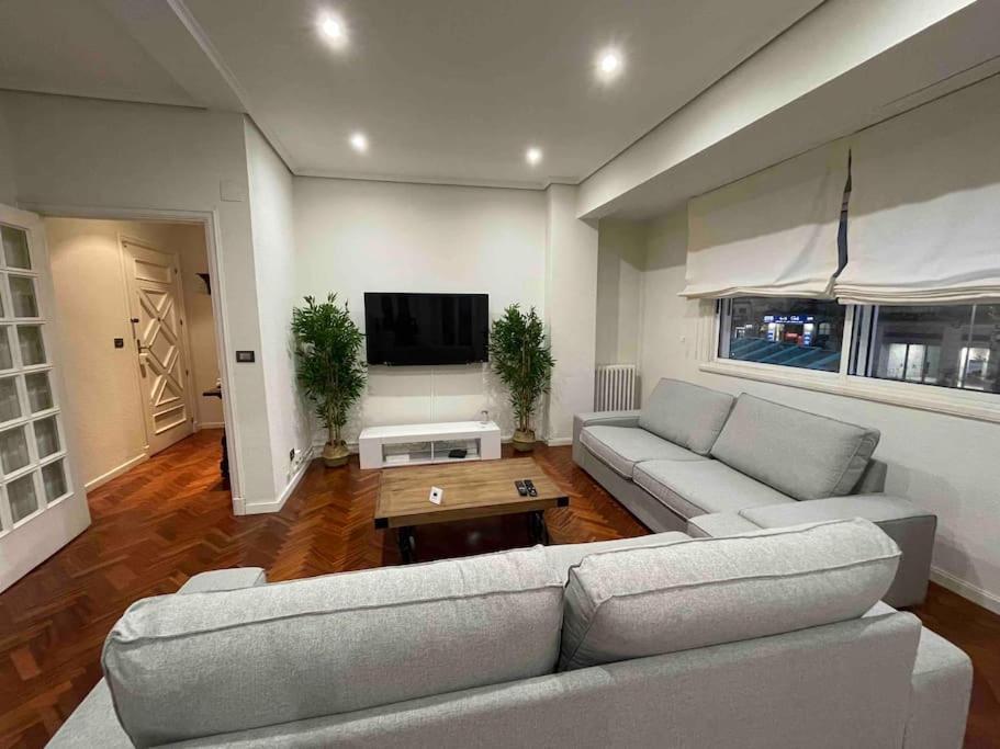 Piso Lujo En Gran Via Con Garaje Appartement Comarca de Comarca de Vigo Buitenkant foto